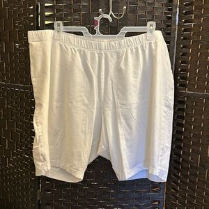 plus size white shorts